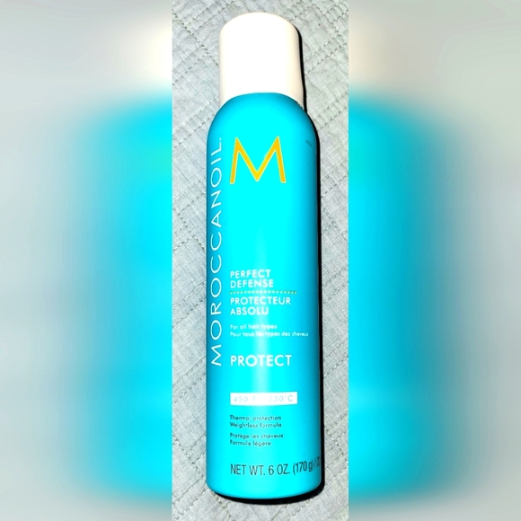 Moroccanoil Other - Moroccanoil Perfect Defense Protect Spray